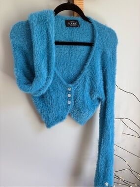 Cider Fluffy V-Neck Cropped Cardigan in Turquoise Blue